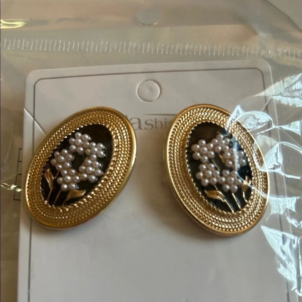 New Bundle of three pair  Fashion Jewelry/ earrings.